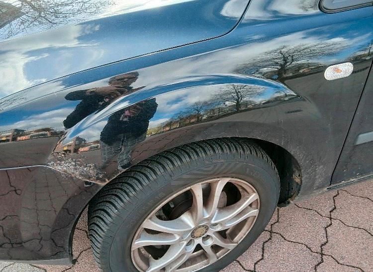 Second-hand Ford Focus 100 CP (73 kW) 2007 Negru Break