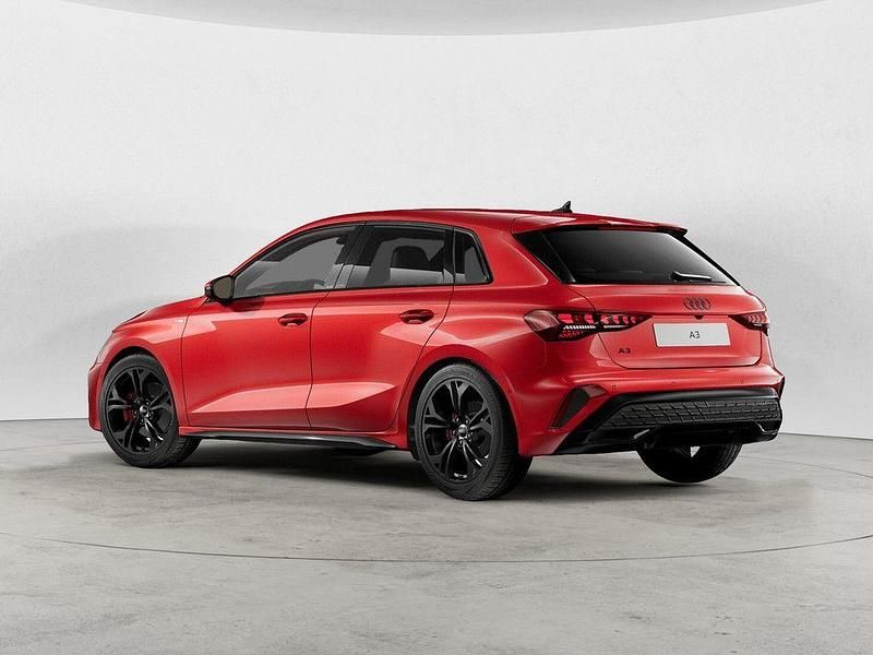 Neu Audi A3 S-Line 150 PS (110 kW) 2026 Rot Limousine