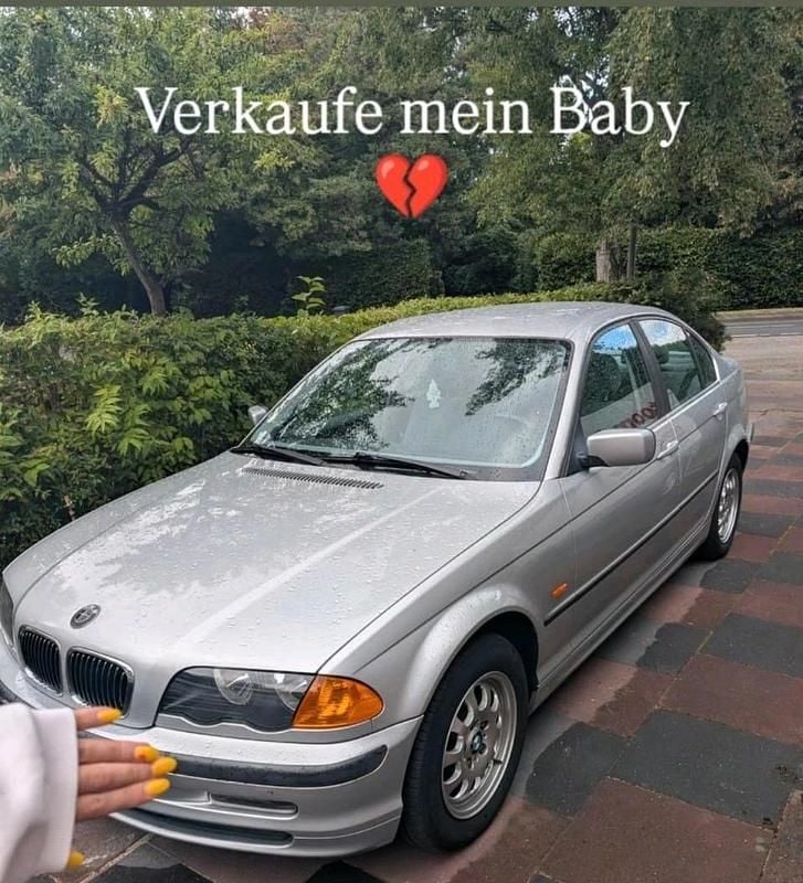 Silber Gebraucht 1999 BMW 320 Limousine | 2.600 € (Superpreis) - Bild 1/4