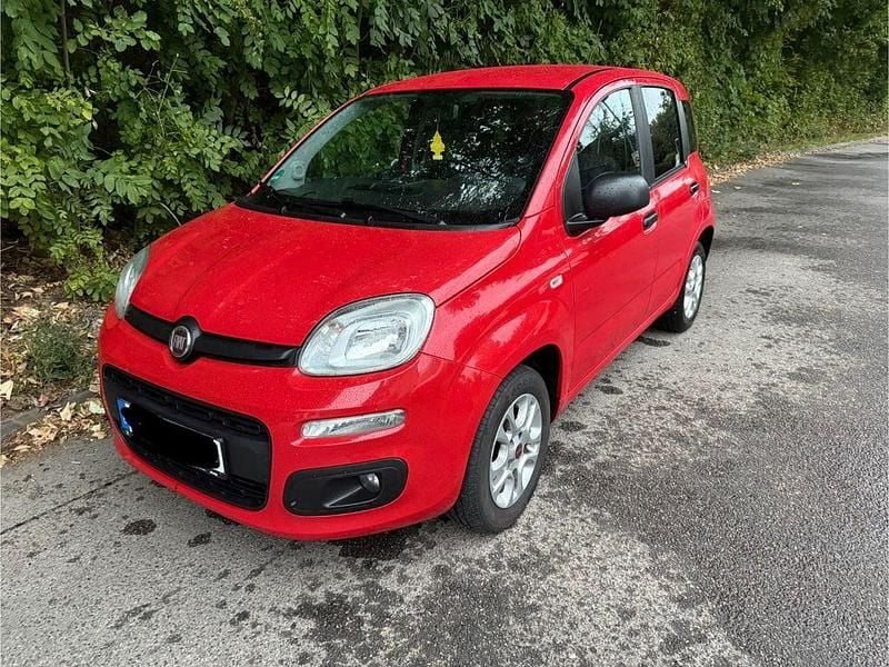 Gebraucht Fiat Panda 69 PS (50 kW) 2018 Rot Kleinwagen