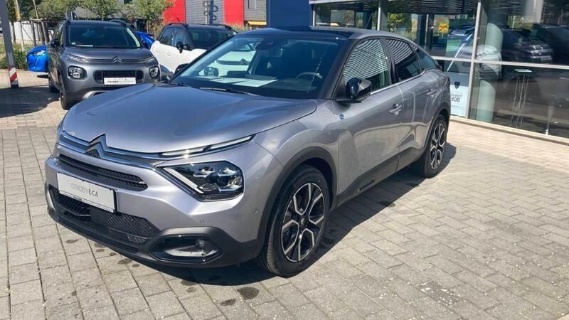 Gebraucht 2023 Citroën e-C4 Shine SUV | 32.495 € - Bild 1/3