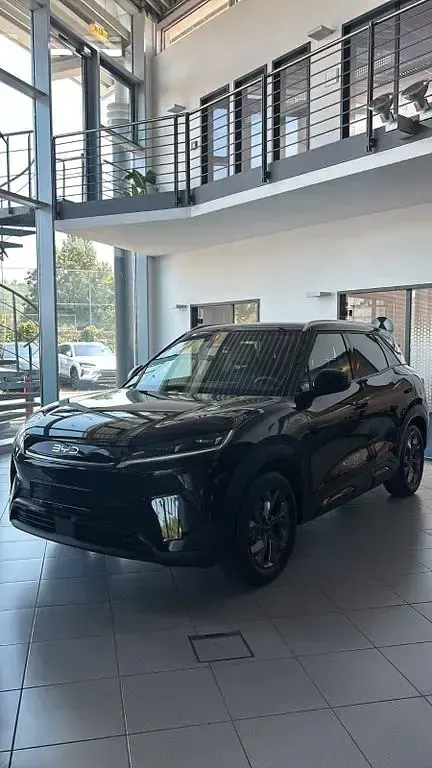Neu BYD Atto 2 Boost 212 PS (155 kW) 2026 Schwarz SUV
