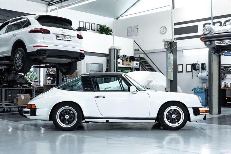 Gebraucht Porsche 911SC 179 PS (131 kW) 1982 Weiß Cabrio