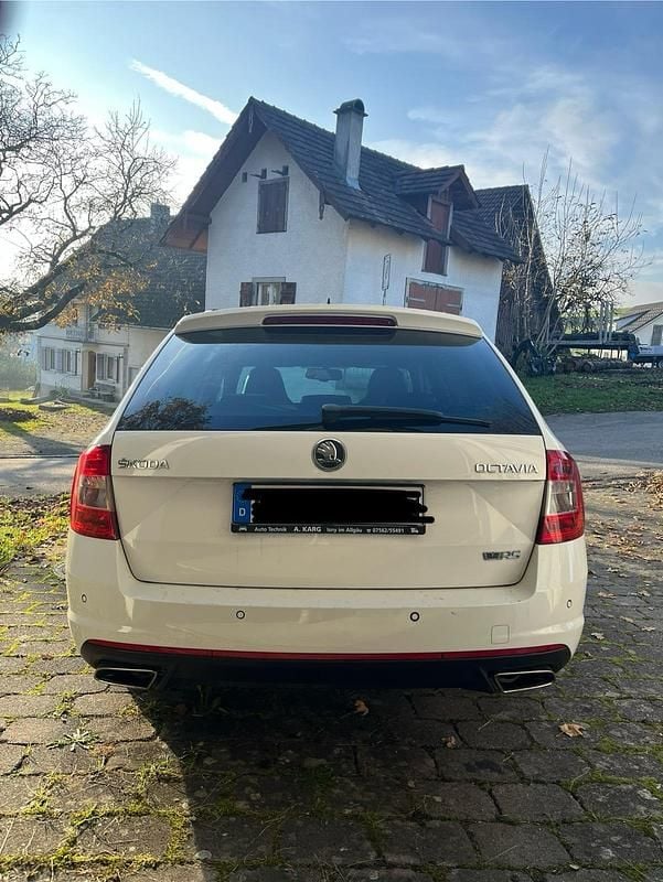 Gebraucht Skoda Octavia RS 220 PS (161 kW) 2014 Weiß Kombi