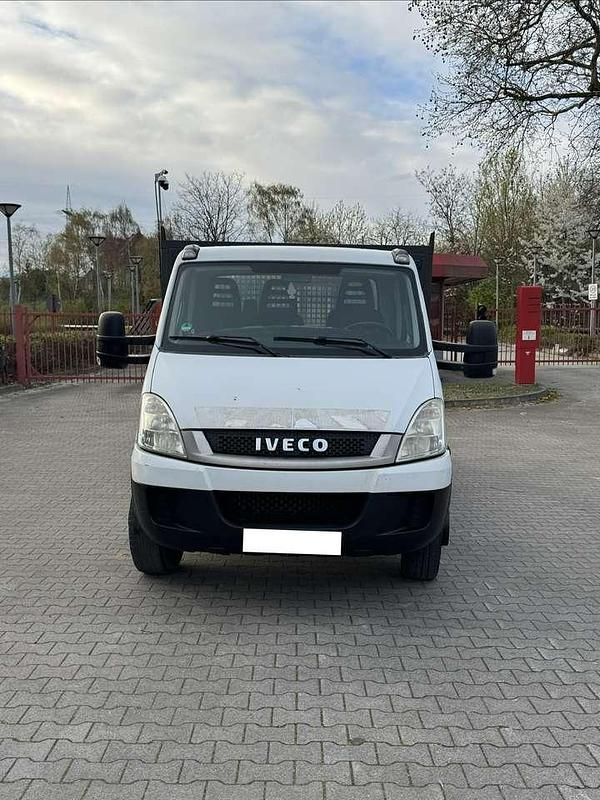 Gebraucht Iveco Daily 170 PS (125 kW) 2011 Weiß Van