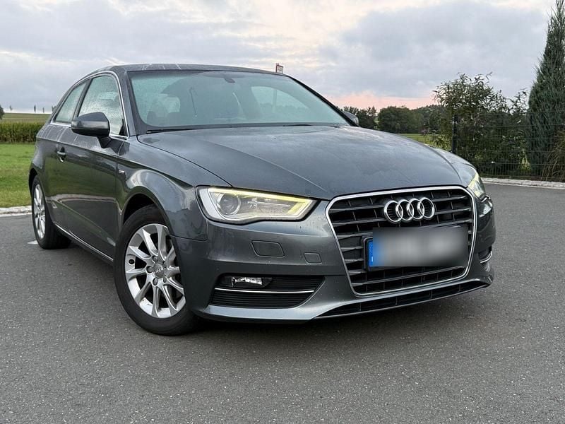 Gebraucht Audi A3 S-Line 125 PS (91 kW) 2014 Grau Limousine