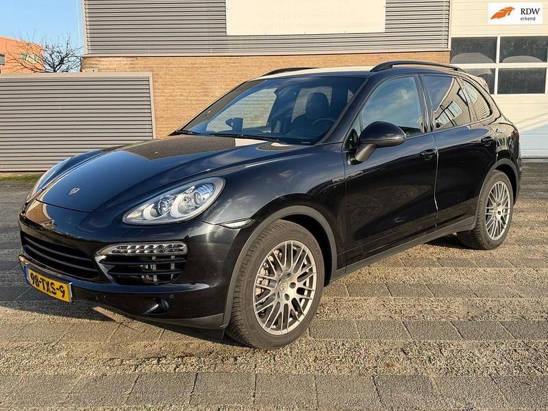 Gebraucht Porsche Cayenne 245 PS (180 kW) 2012 Schwarz SUV