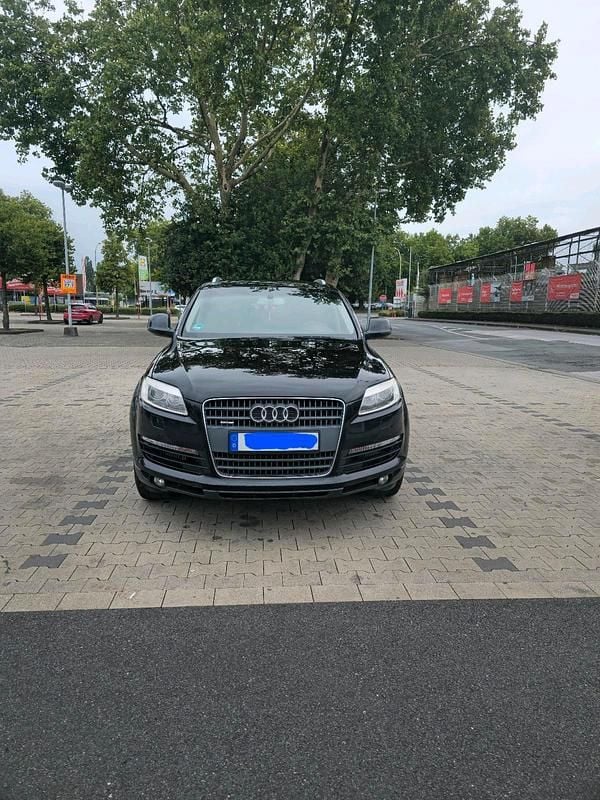 Schwarz Gebraucht 2008 Audi Q7 SUV | 8.999 € (Guter Preis) - Bild 1/4