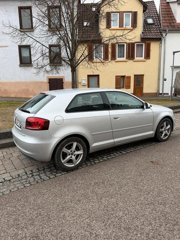 Gebraucht Audi A3 2011 Silber Kleinwagen