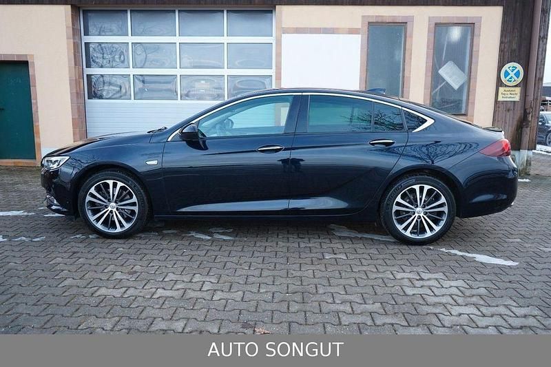 Gebraucht Opel Insignia Ultimate 209 PS (153 kW) 2018 Blau Limousine
