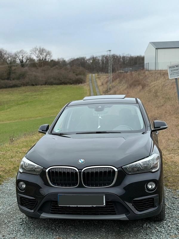 Gebraucht BMW X1 140 PS (102 kW) 2018 Schwarz SUV