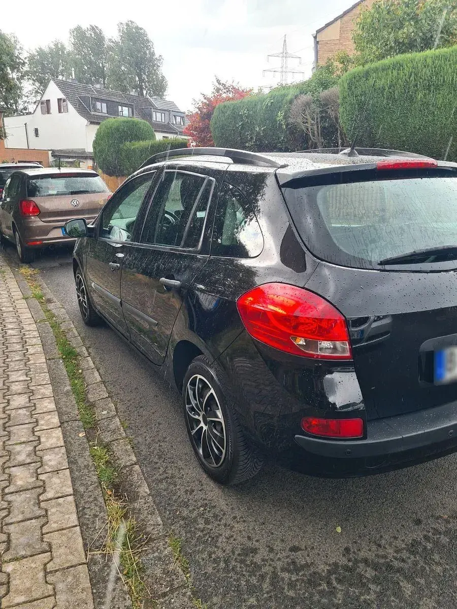 Gebraucht Renault Clio GrandTour 75 PS (55 kW) 2012 Schwarz Kombi