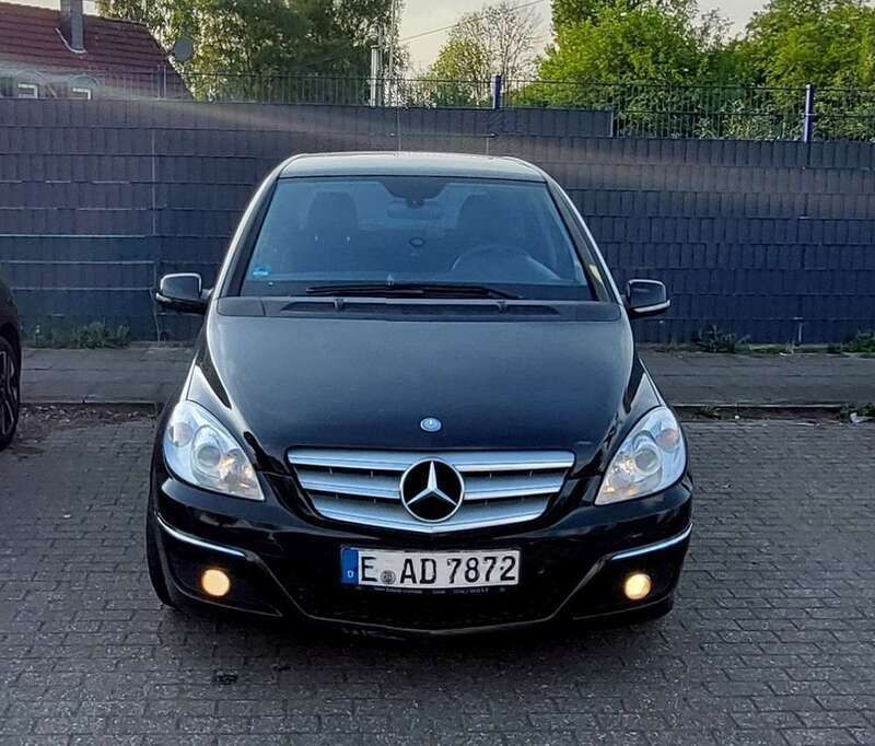 Gebraucht 2008 Mercedes 180 Limousine | 1.850 € - Bild 1/4