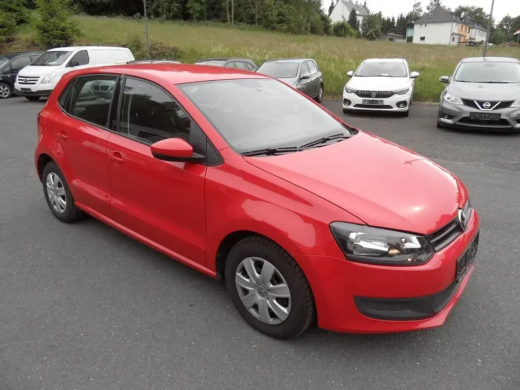 Gebraucht VW Polo Trendline 69 PS (50 kW) 2014 Rot Limousine