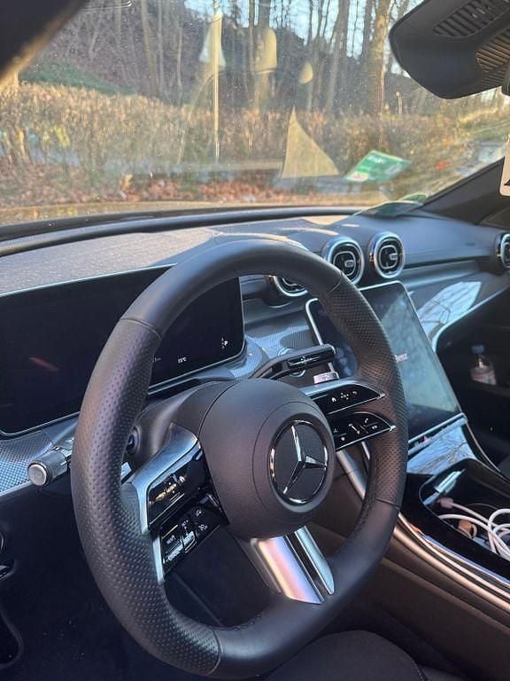 Gebraucht Mercedes C300 AMG line 258 PS (189 kW) 2023 Schwarz Limousine