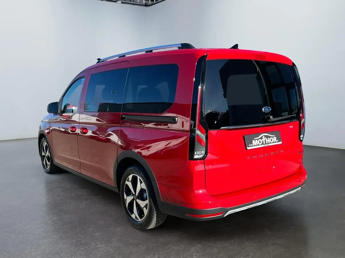 Gebraucht Ford Grand Tourneo Connect Active 150 PS (110 kW) 2025 Cyclone lava red Van / Kleinbus