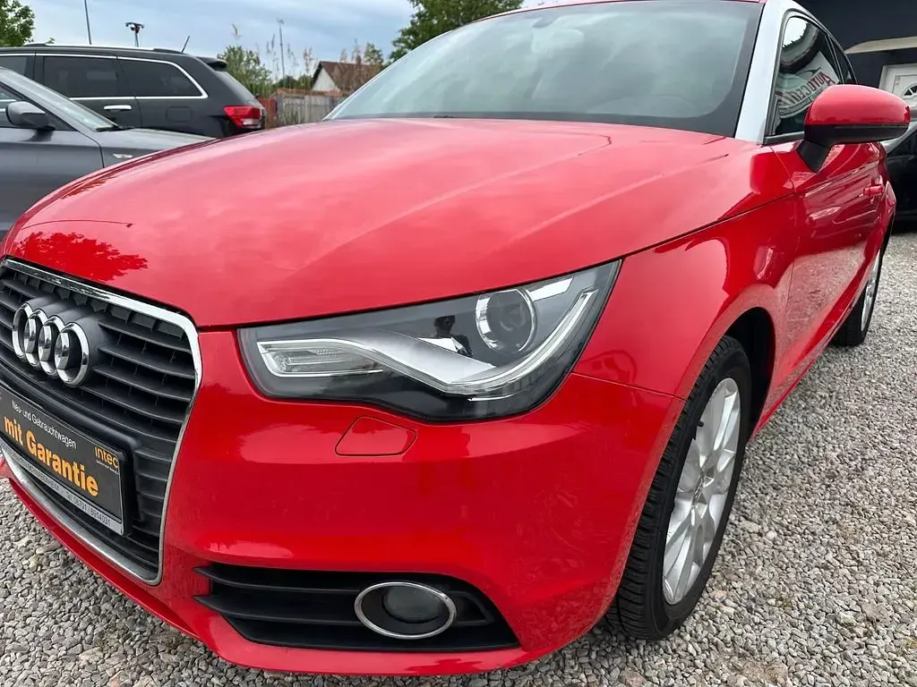 Gebraucht Audi A1 Ambition 122 PS (89 kW) 2012 Rot Kleinwagen