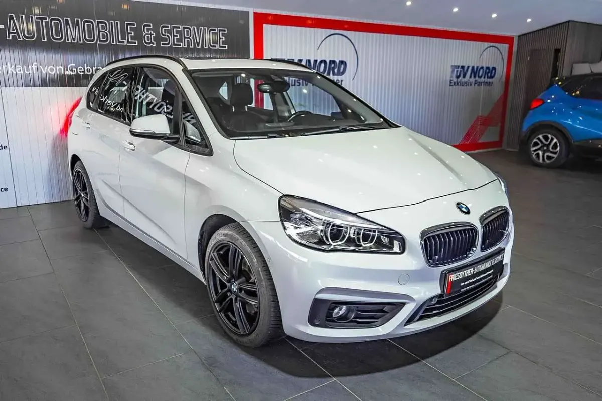 Gebraucht BMW 220 190 PS (139 kW) 2016 Alpinweiss iii Van / Kleinbus