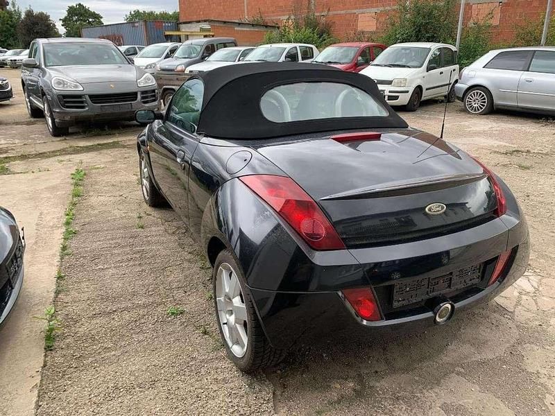 Gebraucht Ford StreetKa 95 PS (69 kW) 2004 Neroschwarz Cabrio
