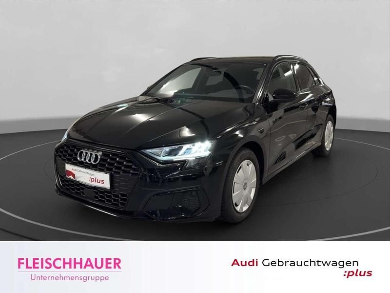 Mythosschwarz metallic Gebraucht 2024 Audi A3 Advanced Limousine | 27.490 € (Fairer Preis) - Bild 1/4