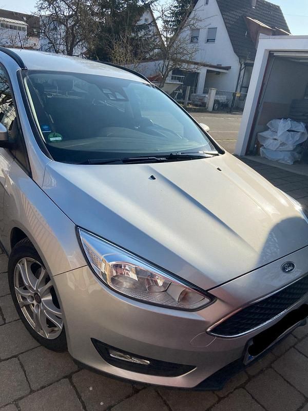Gebraucht Ford Focus Business Edition 120 PS (88 kW) 2018 Silber Kombi