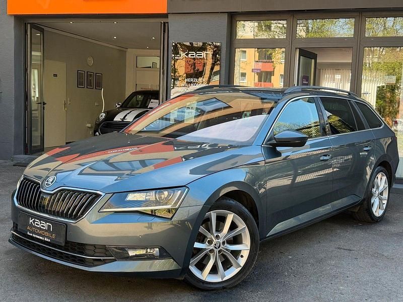 Gebraucht Skoda Superb Ambition 150 PS (110 kW) 2016 Grau Kombi