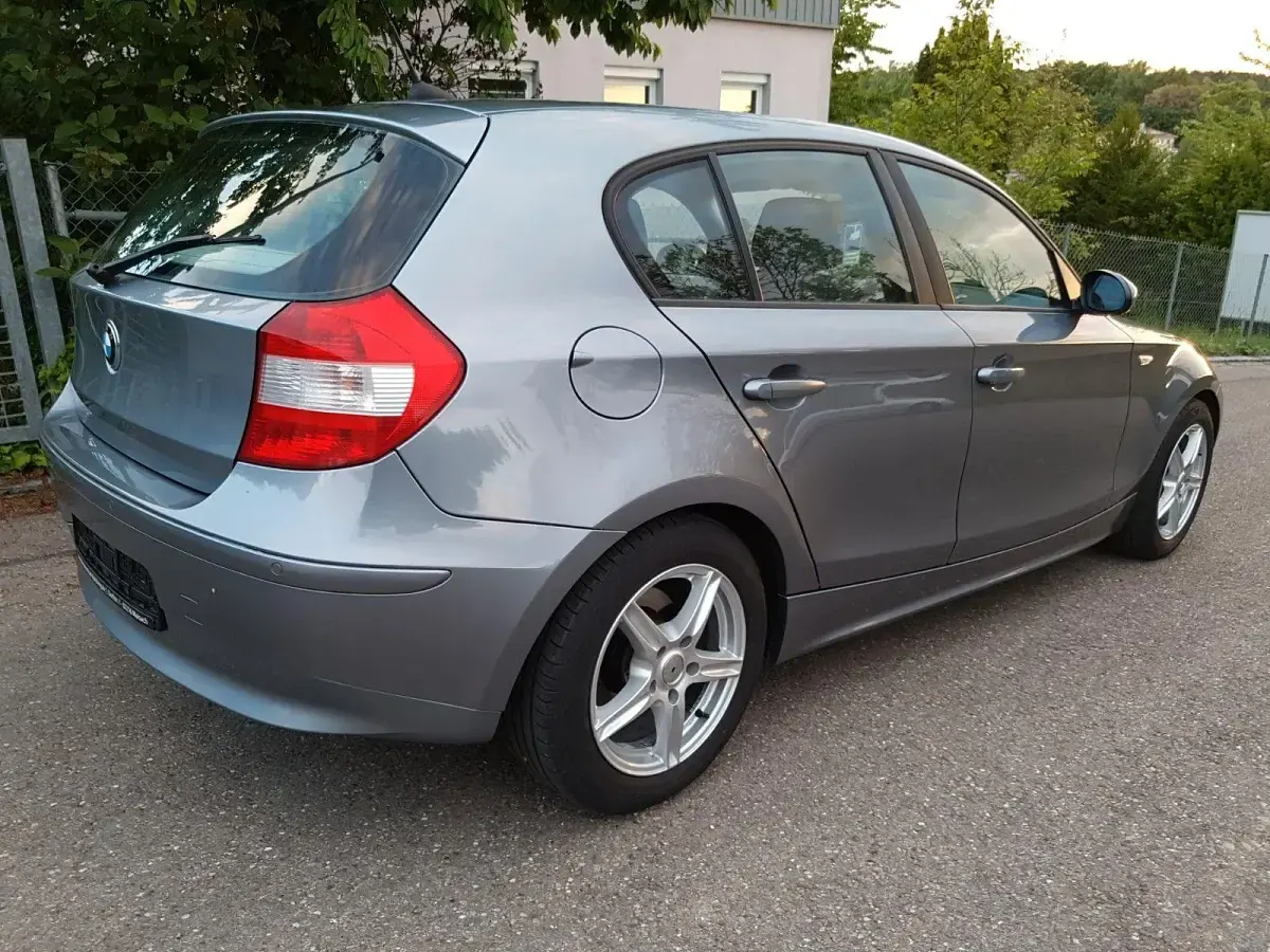 Gebraucht BMW 116 Advantage 116 PS (85 kW) 2005 Blau Kleinwagen