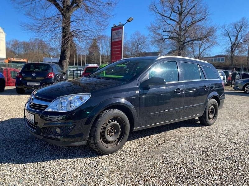 Gebraucht Opel Astra Edition 116 PS (85 kW) 2008 Schwarz Kombi