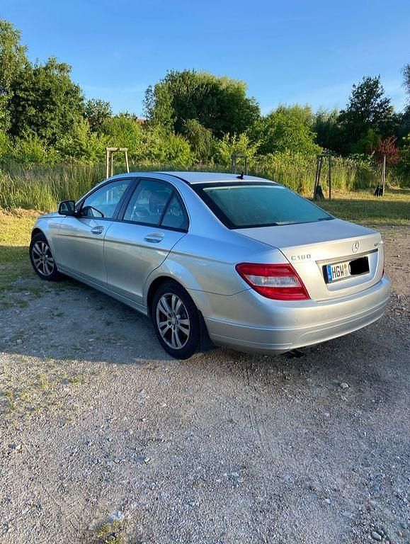 Silber Gebraucht 2008 Mercedes C180 Limousine | 4.000 € (Guter Preis) - Bild 1/4
