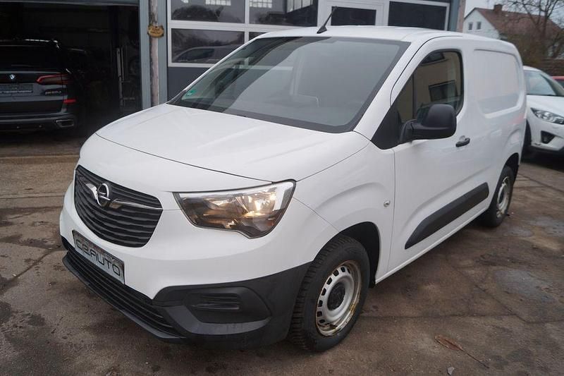 Gebraucht Opel Combo Selection 76 PS (55 kW) 2021 Weiß Van / Kleinbus