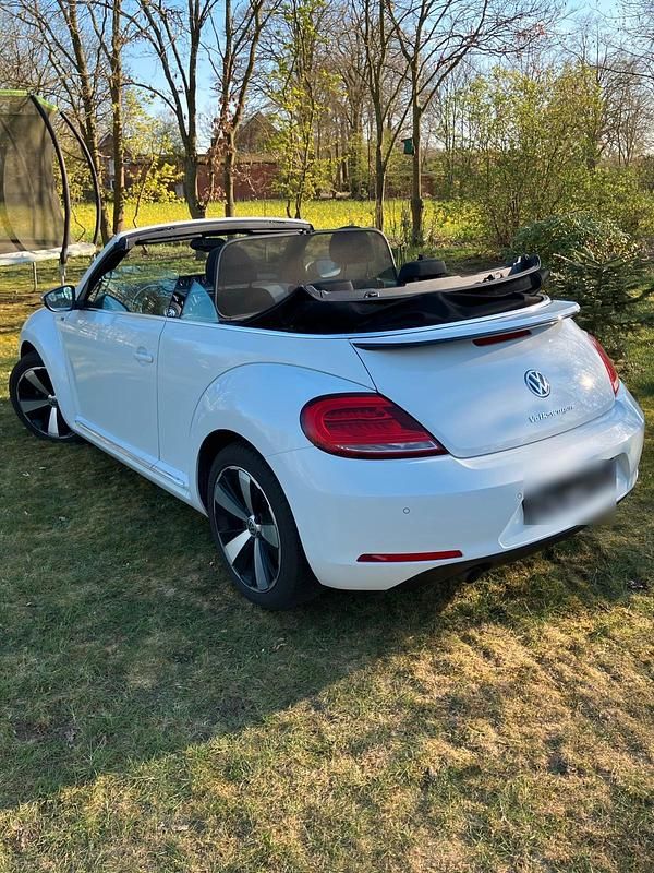 Gebraucht VW Beetle Allstar 105 PS (77 kW) 2017 Weiß Kleinwagen