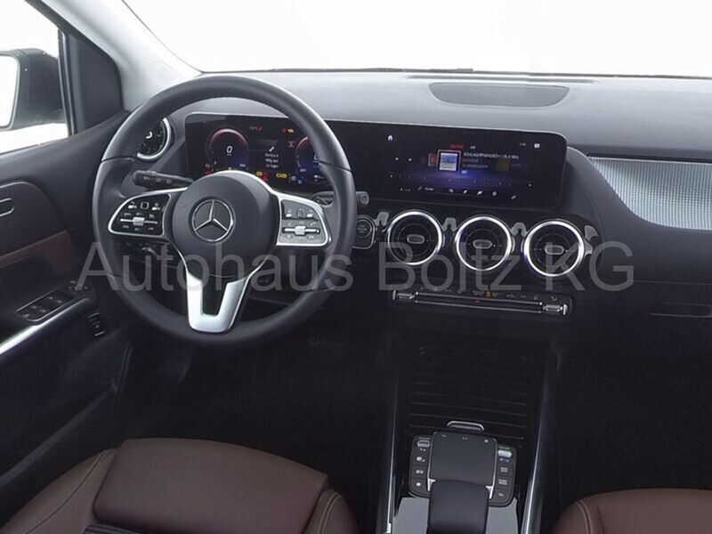 Gebraucht Mercedes B250e 160 PS (117 kW) 2023 Schwarz Van / Kleinbus