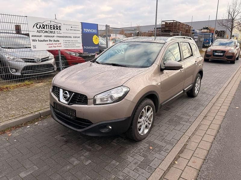 Braun Gebraucht 2012 Nissan Qashqai +2 Acenta SUV | 7.699 € (Etwas zu teuer) - Bild 1/4