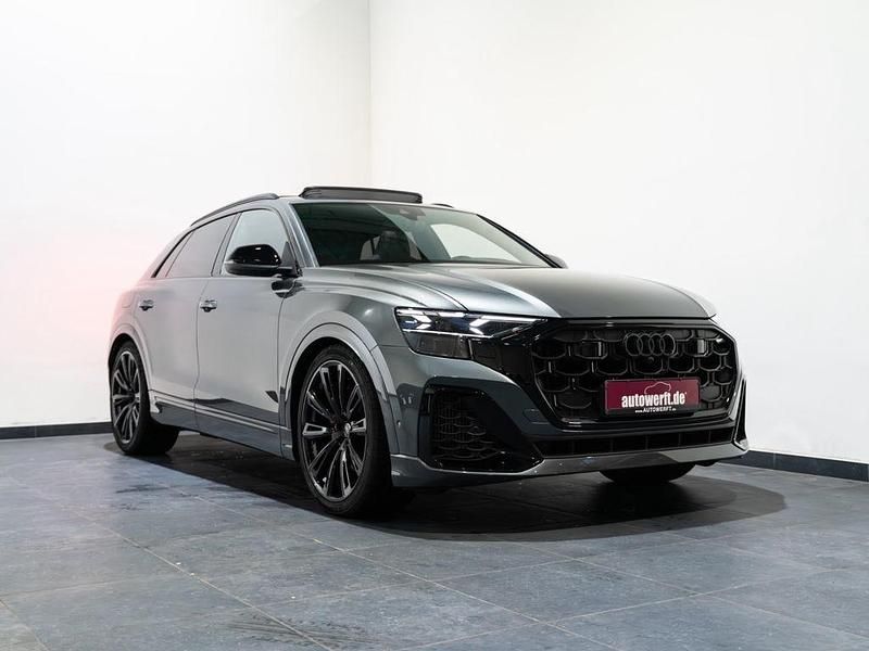 Gebraucht Audi SQ8 Exclusive 507 PS (372 kW) 2024 Grau SUV