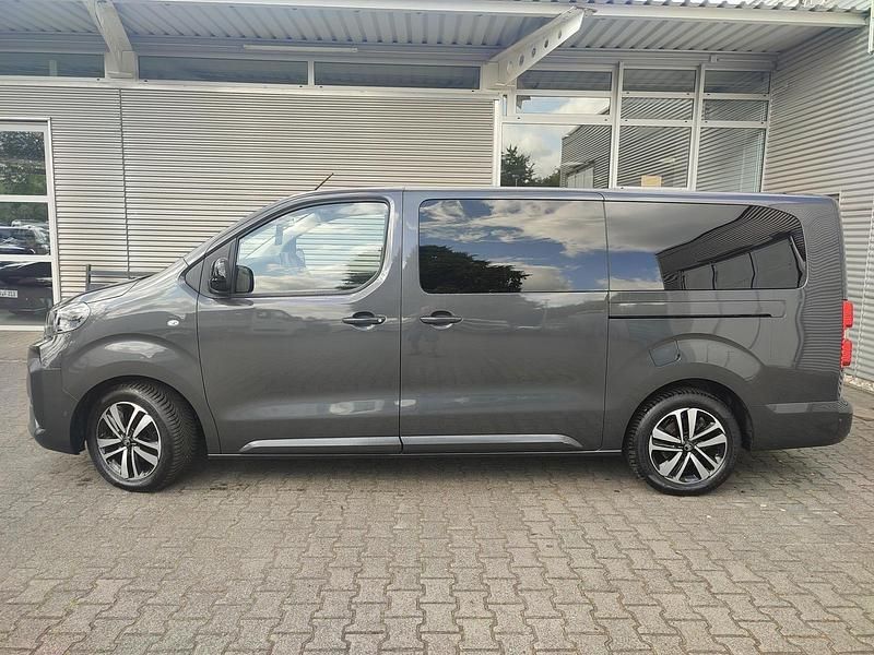 Gebraucht Citroën Spacetourer 177 PS (130 kW) 2024 Titangrau Van / Kleinbus