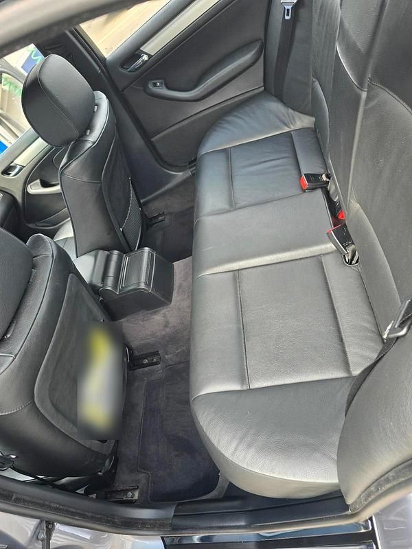 Gebraucht BMW 325 192 PS (141 kW) 2005 Grau Limousine