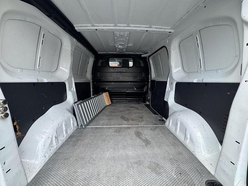 Gebraucht Toyota Proace 120 PS (88 kW) 2020 Weiß Van / Kleinbus