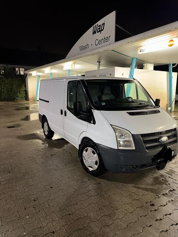 Weiß Gebraucht 2010 Ford Transit Van / Kleinbus | 3.700 € (Fairer Preis) - Bild 1/4