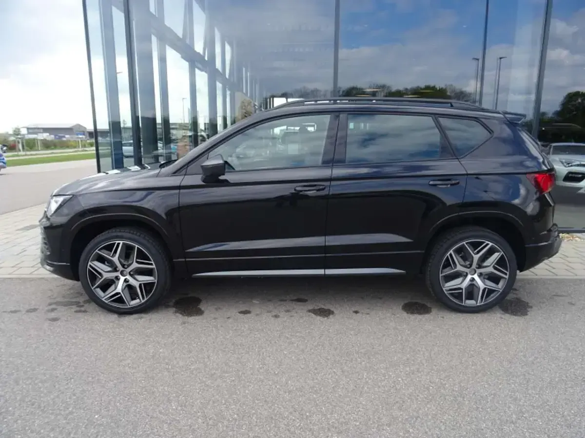 Neu Seat Ateca FR 150 PS (110 kW) 2026 Magic schwarz (metallic) SUV