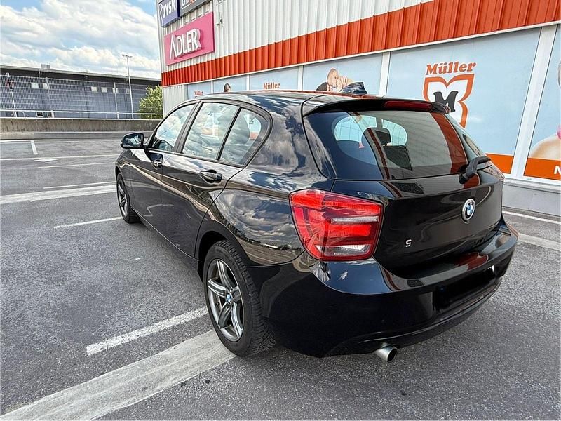 Gebraucht BMW 114 95 PS (69 kW) 2013 Schwarz Kleinwagen