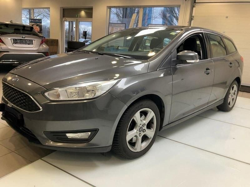 Gebraucht Ford Focus 150 PS (110 kW) 2015 Grau Kombi