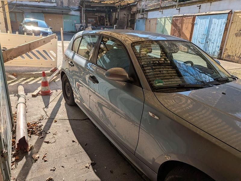 Gebraucht BMW 116 116 PS (85 kW) 2006 Silber Kleinwagen