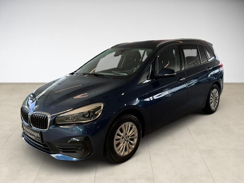 Blau Gebraucht 2021 BMW 218 Gran Tourer Advantage Van / Kleinbus | 17.330 € (Fairer Preis) - Bild 1/4