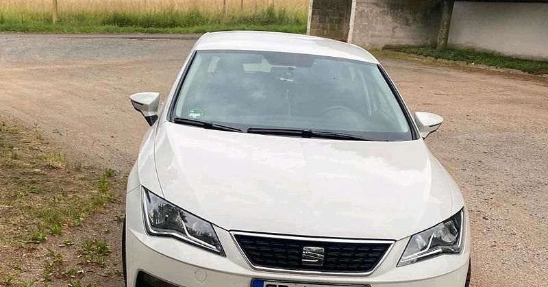 Gebraucht Seat Leon 131 PS (96 kW) 2020 Weiß Limousine