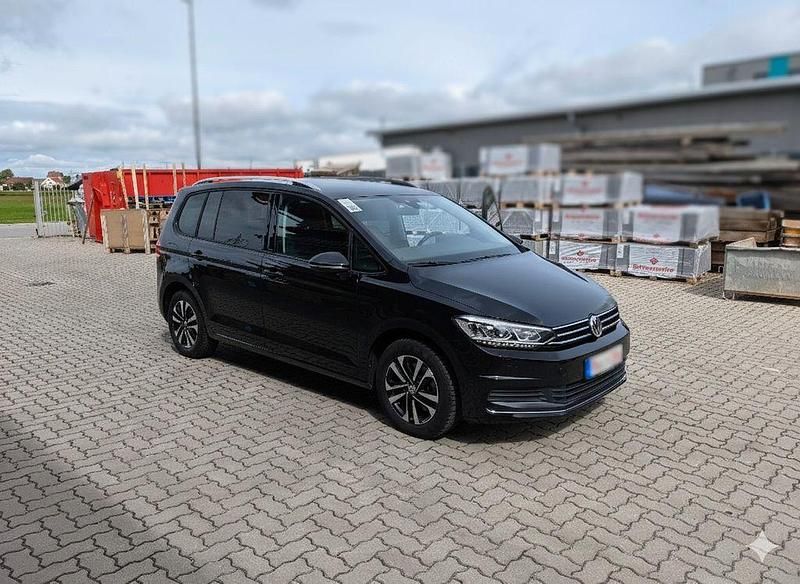 Schwarz Gebraucht 2019 VW Touran IQ Drive Van / Kleinbus | 19.999 € (Superpreis) - Bild 1/4
