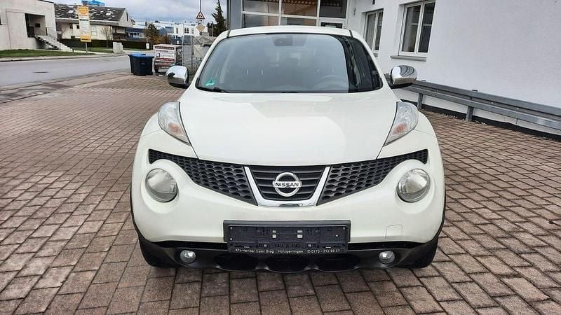 Używany Nissan Juke Tekna 190 KM (139 kW) 2010 Biały SUV
