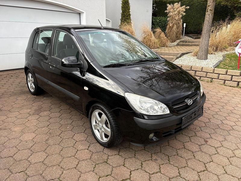 Gebraucht Hyundai Getz 97 PS (71 kW) 2010 Schwarz Kleinwagen