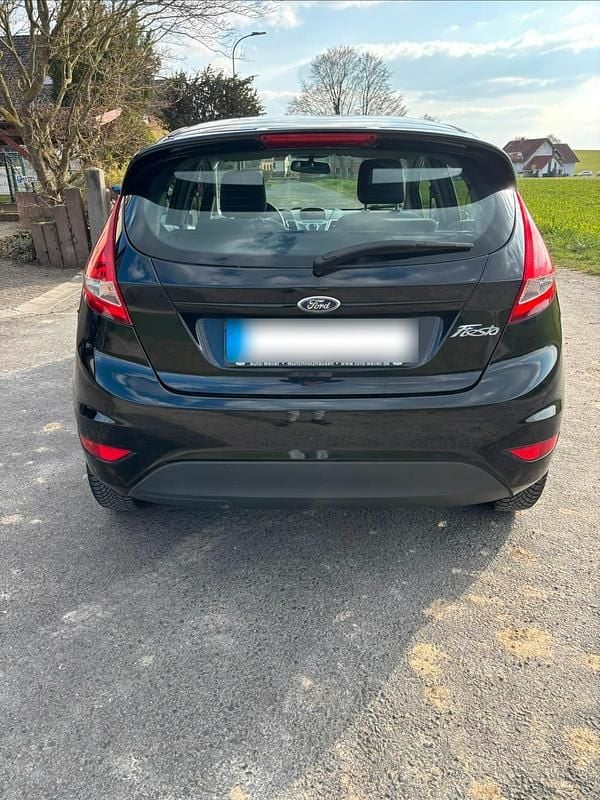 Gebraucht Ford Fiesta 82 PS (60 kW) 2012 Schwarz Kleinwagen