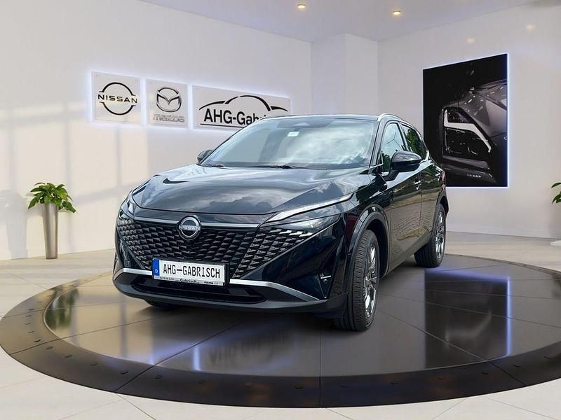 Pearl black Neu 2025 Nissan Qashqai Tekna SUV | 37.990 € (Teuer) - Bild 1/4