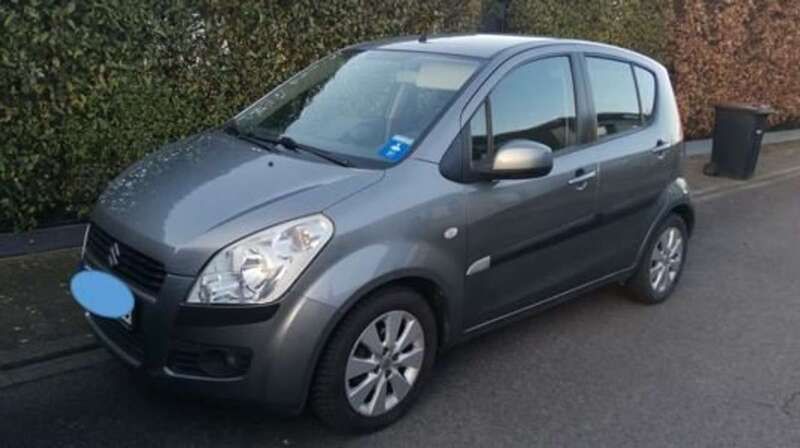 Grau Gebraucht 2009 Suzuki Splash Comfort Kleinwagen | 3.499 € (Fairer Preis) - Bild 1/4